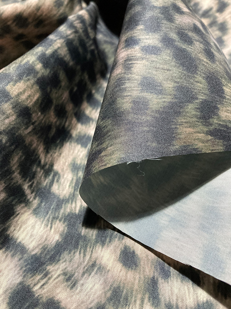 leichter Nylonstoff 1