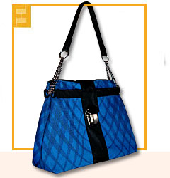 Handtasche mit Kettengriff